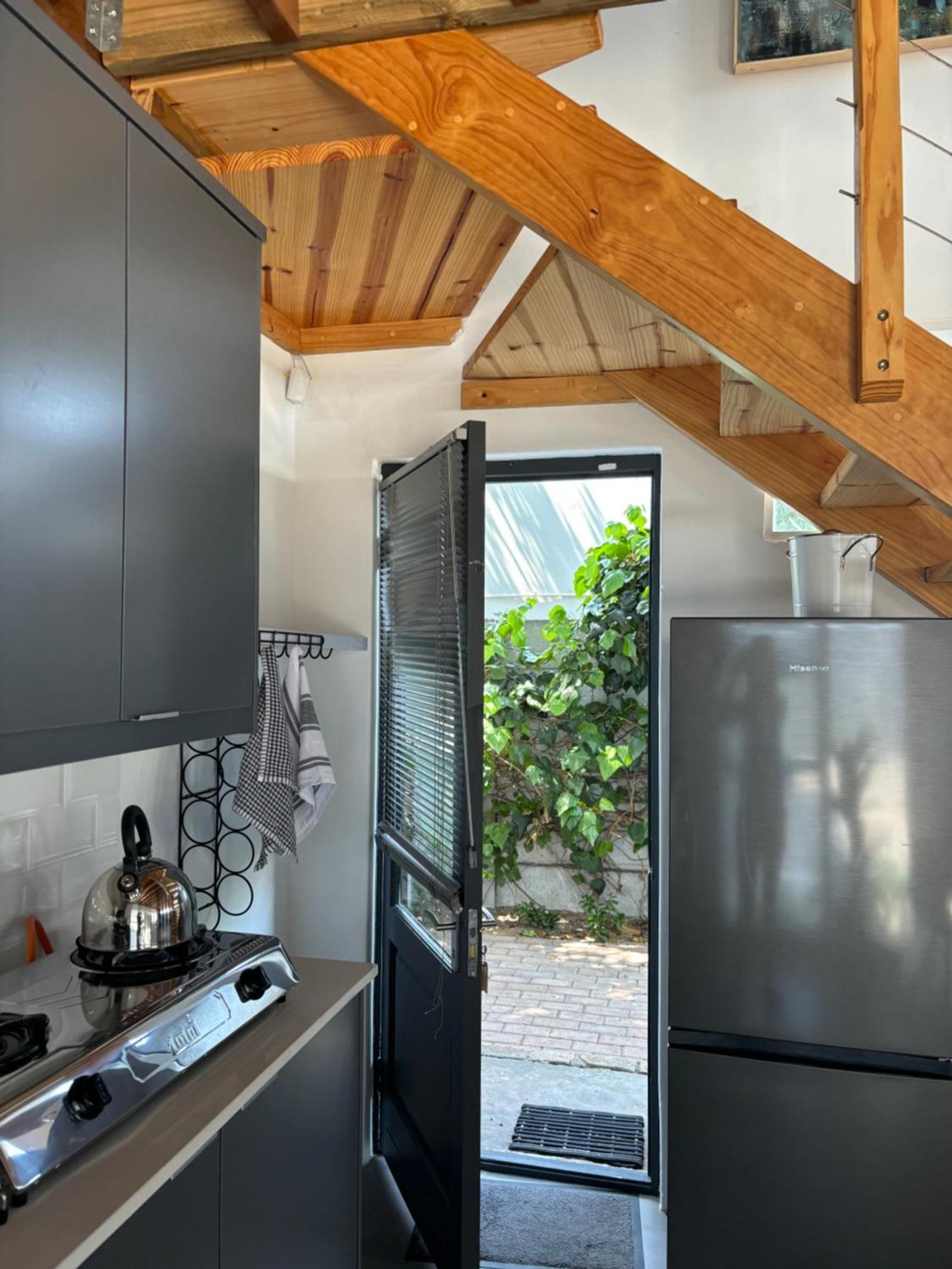 West Life Apartment